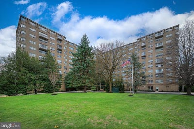 /international/us/1030-e-lancaster-bryn-mawr-pa-110108398913/