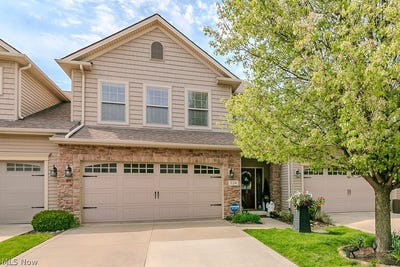 /international/us/324-lakewick-lane-willowick-oh-110107483591/