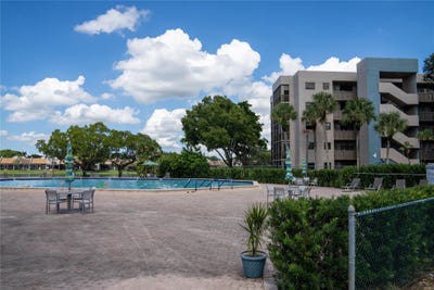 /international/us/1101-colony-point-circle-220-pembroke-pines-fl-110110389841/