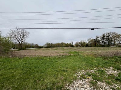 /international/us/willowbrook-road-south-beloit-il-110091639000/
