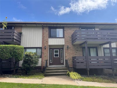 /international/us/164-sierra-vista-lane-valley-cottage-ny-110109658794/