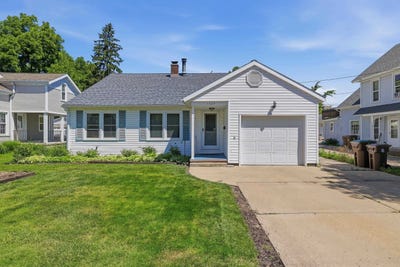 /international/us/1724-mc-culloch-street-stevens-point-wi-110108956349/