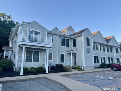 /international/us/130-meridian-street-groton-ct-110109001642/