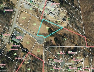 /international/us/5-river-birch-court-king-nc-110091454950/