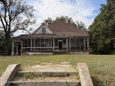 /international/us/709-n-mclemore-avenue-brownsville-tn-110120015992/