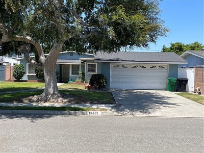 /international/us/13431-olympus-drive-westminster-ca-110100444923/