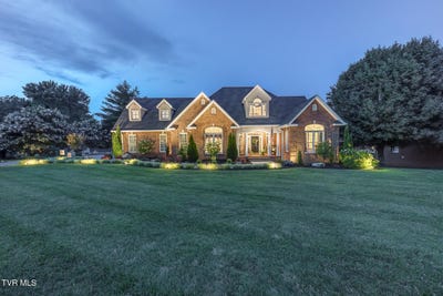 /international/us/106-wedgewood-circle-elizabethton-tn-110110176051/