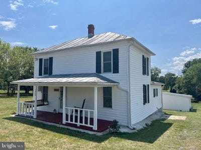 /international/us/1903-honeyville-road-stanley-va-110093984992/