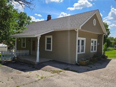 /international/us/122-almeling-street-new-melle-mo-110108380667/