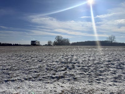 /international/us/parcel-r-alamosa-drive-stockbridge-mi-110104818297/