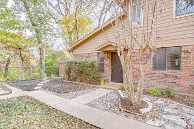 /international/us/5714-cedar-creek-drive-benbrook-tx-110108546468/