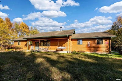 /international/us/125-princess-lane-carbondale-il-110107156669/