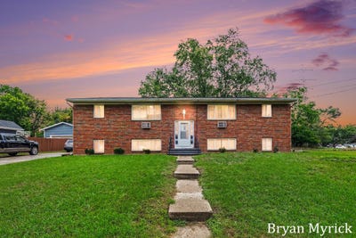 /international/us/2446-mckee-avenue-sw-wyoming-mi-110120147928/