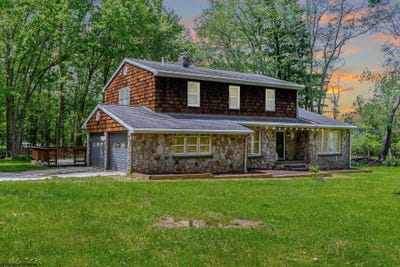 /international/us/609-southern-pines-drive-oakland-md-110100163585/