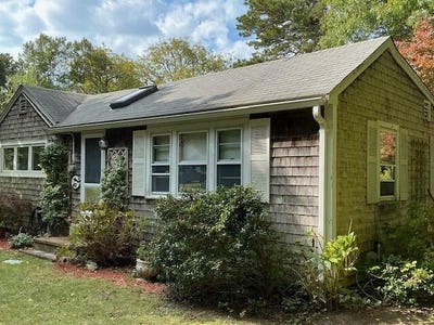 /international/us/43-red-lily-pond-road-centerville-ma-110120758154/