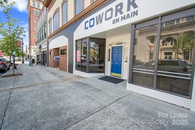 /international/us/219-w-main-avenue-gastonia-nc-110101832631/
