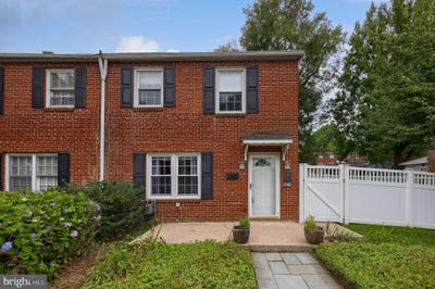 /international/us/1040-e-orange-street-lancaster-pa-110109055840/