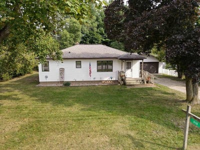 /international/us/516-fenton-street-paradise-twp-mi-110119908726/
