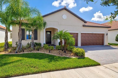 /international/us/17216-scuba-crest-street-wimauma-fl-110120689975/
