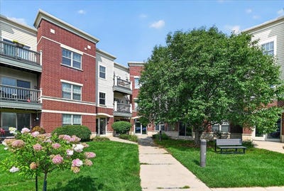 /international/us/5196-sassafras-drive-fitchburg-wi-110109890878/