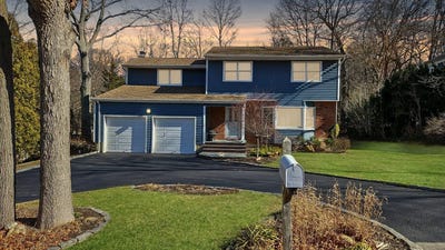 /international/us/40-winthrop-drive-woodbury-ny-110099121296/