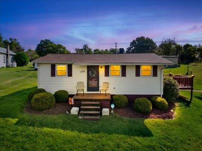 /international/us/1551-peppers-ferry-rd-nw-christiansburg-va-110119907545/