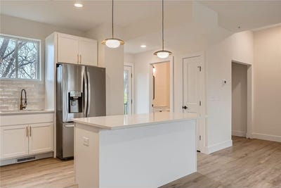 /international/us/1995-11th-avenue-e-maplewood-mn-110103650258/