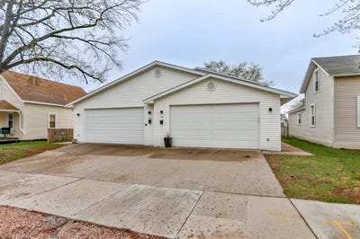 /international/us/119-121-river-street-wausau-wi-110107550452/