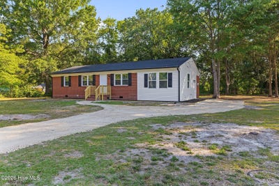 /international/us/1540-old-grantham-road-goldsboro-nc-110108218010/