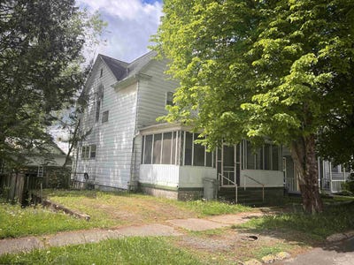 /international/us/208-first-street-elkins-wv-110107692608/