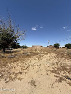 /international/us/fir-avenue-california-city-ca-110108299457/