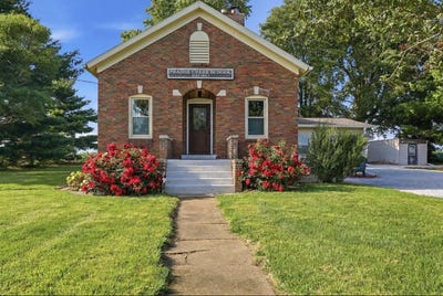 /international/us/1021-rodeo-road-mclean-il-110109210898/