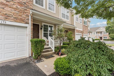 /international/us/178-southampton-drive-massapequa-ny-110109873125/