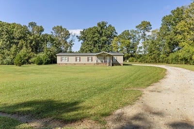 /international/us/6498-greenwood-highway-saluda-sc-110120424263/