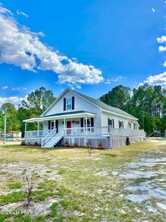 /international/us/588-lightwood-knot-road-kelly-nc-110107458859/