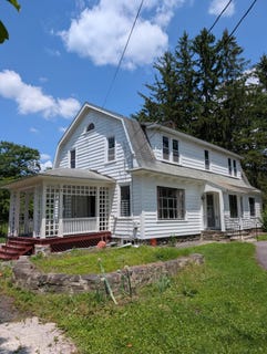 /international/us/1105-1105-route-390-cresco-pa-110100563612/