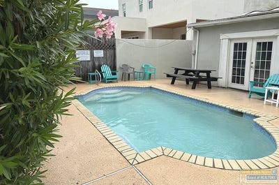 /international/us/124-e-retama-dr-south-padre-island-tx-110104094956/