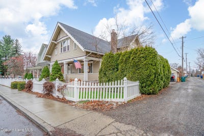 /international/us/607-n-7th-st-coeur-d-alene-id-110104581684/