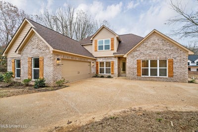 /international/us/31-scattered-oaks-drive-byhalia-ms-110107686717/