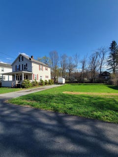 /international/us/951-gage-street-bennington-vt-110107349153/