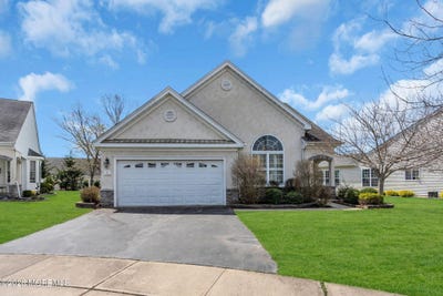 /international/us/6-wadsworth-place-barnegat-nj-110106987435/