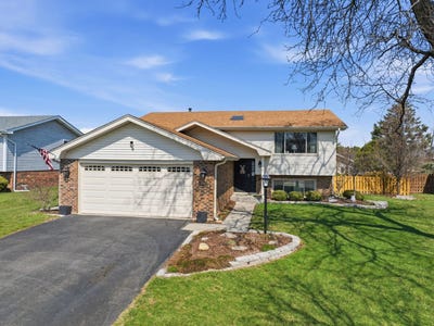 /international/us/13736-w-cavecreek-court-homer-glen-il-110107170086/