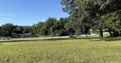 /international/us/404-n-highway-65-marshall-ar-110101252789/?lang=en