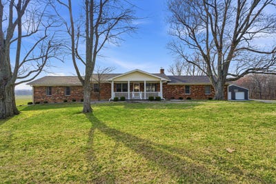 /international/us/1209-hansborough-road-cecillia-ky-110106239761/