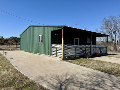 /international/us/3323-s-fm-933-street-whitney-tx-110097656283/