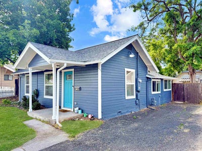 /international/us/1009-elm-st-clarkston-wa-110108549308/