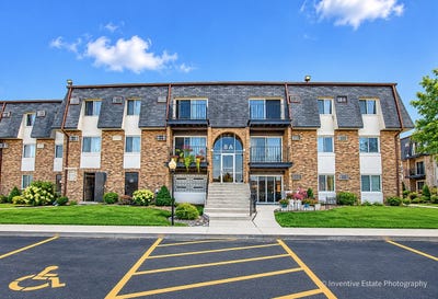 /international/us/8a-e-dundee-quarter-drive-palatine-il-110120923749/