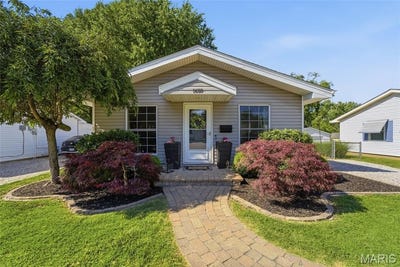 /international/us/1455-ladd-avenue-edwardsville-il-110108380739/