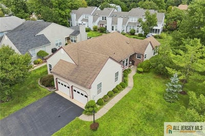 /international/us/181-concordia-circle-monroe-nj-110109764902/