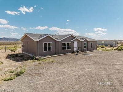 /international/us/1531-el24-road-wells-nv-110120087159/